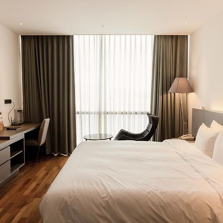 Sky View Hotel Changwon Exterior photo