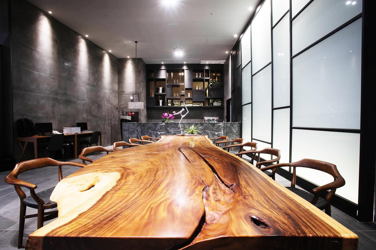 Sky View Hotel Changwon Exterior photo